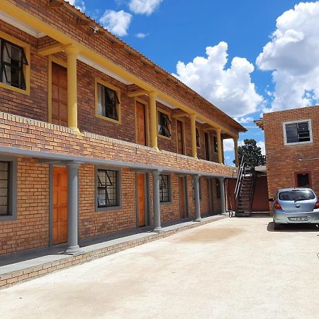 Elson Lodge K1 Katlehong Экстерьер фото